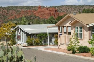 Arizona Mobile Home Sellers Guide: How to Handle Paperwork, Lot Rent, and Buyer Approval Smoothly