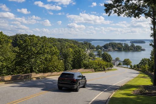 Car Window Tint in Cumming, GA: Guide to Comfort, Glare, UV Protection, and Legal Fit